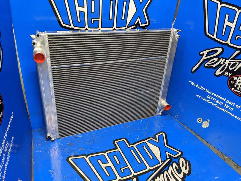 Load image into Gallery viewer, Freightliner Motorhome Radiator # 601424 - Radiator Supply House
