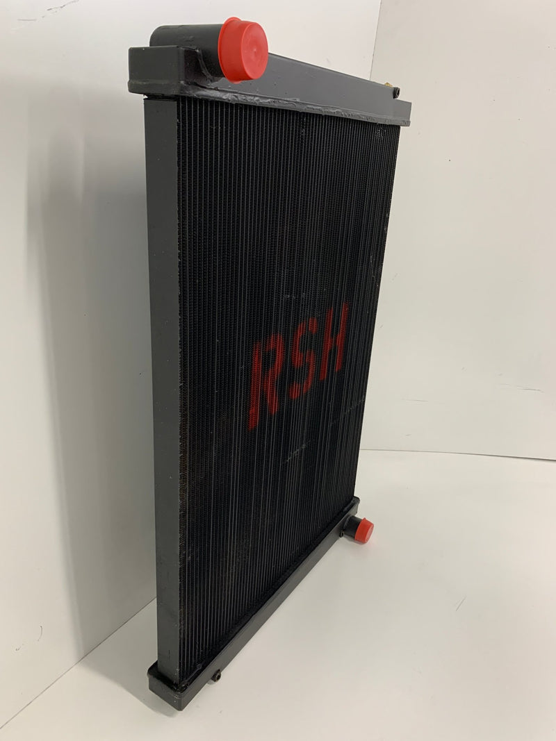 Load image into Gallery viewer, Freightliner Radiator # 601106 - Radiator Supply House
