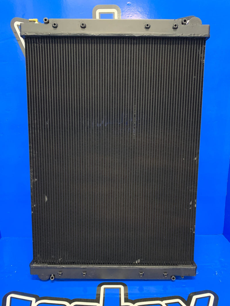 Load image into Gallery viewer, Freightliner Radiator # 601106 - Radiator Supply House
