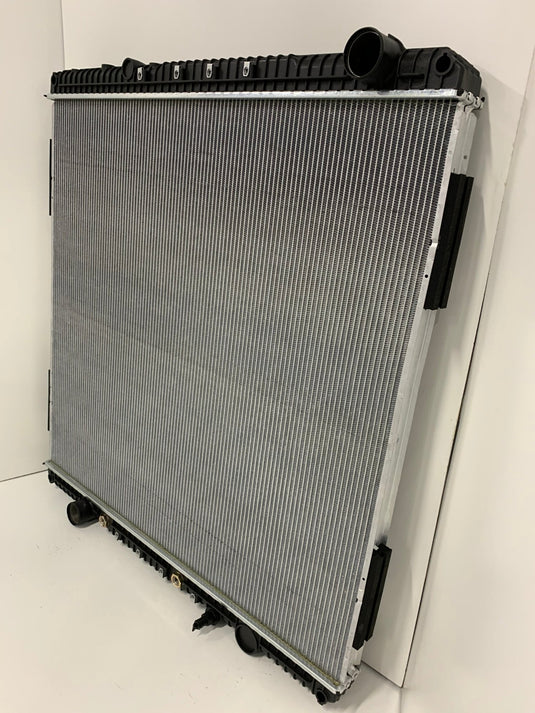 1800 Radiator Freightliner Radiator Freightliner Radiator # 601148 – Radiator Supply House