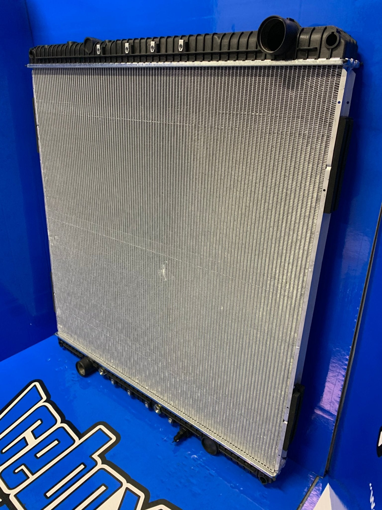 Freightliner W115, Coronado Radiator # 601141 - Radiator Supply House