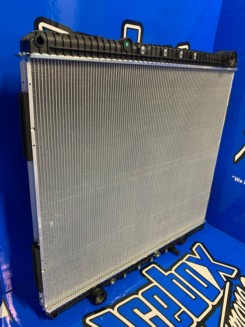 Load image into Gallery viewer, Freightliner W95, 114SD Radiator # 601123 - Radiator Supply House
