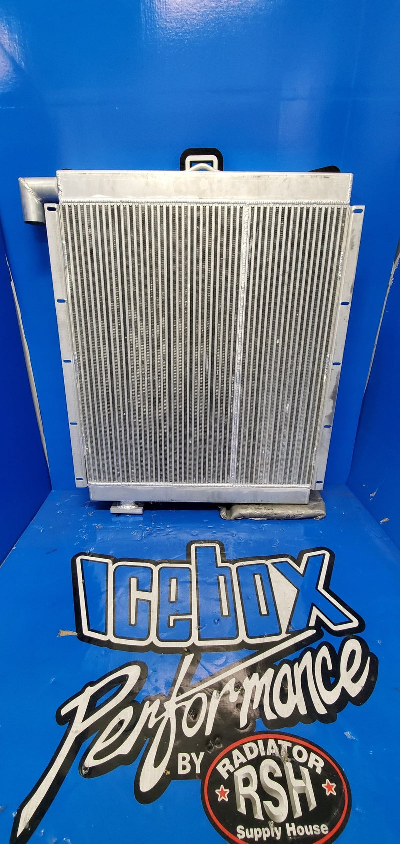 Load image into Gallery viewer, Hitachi EX400-3 Oil Cooler # 870386 - Radiator Supply House
