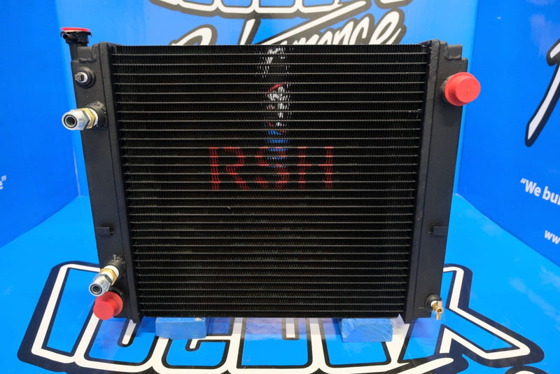 Load image into Gallery viewer, Hyster H200E Radiator # 940036 - Radiator Supply House
