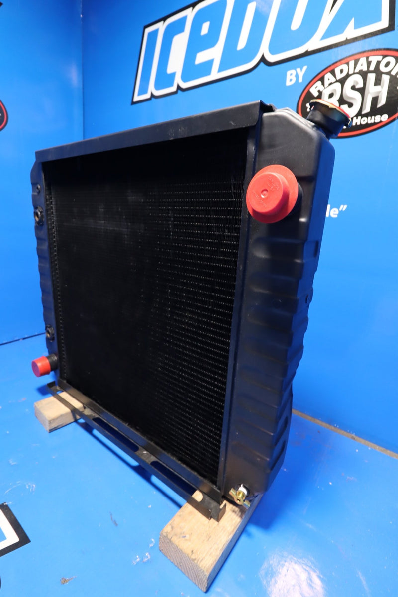 Load image into Gallery viewer, Hyster H90XM / H80XM Radiator # 940017 - Radiator Supply House
