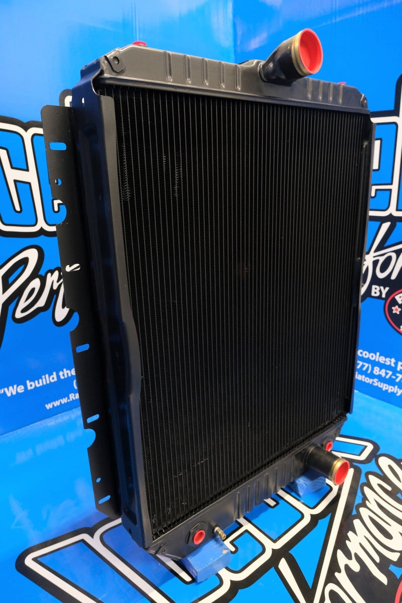International 2300, 3000, 3600, 3800, 4900 Radiator # 603017 – Radiator ...