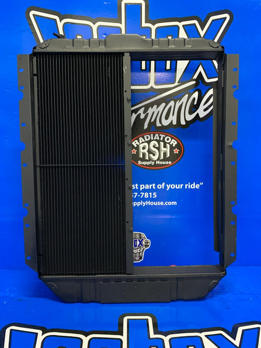 International 3000, 3600, 3800 Radiator