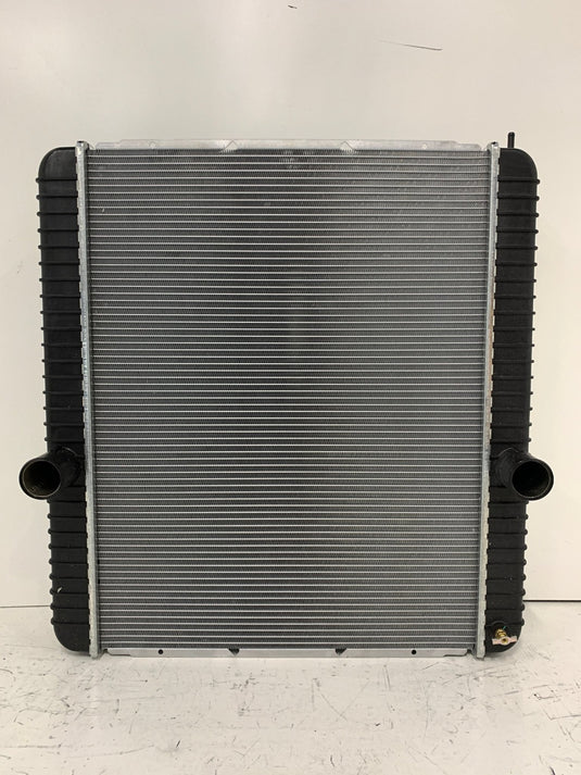 International 3800, 4100, 4400 Series Radiator