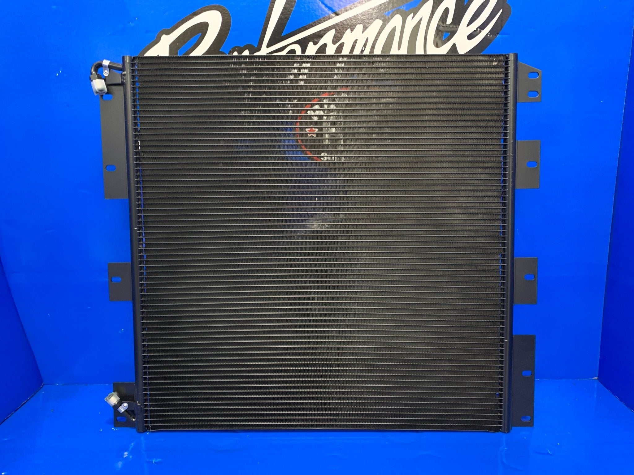 Radiator Fits International 4700 4900 4900 8000 1664656C91 2507376C92 Radiator Fits International 4700 4900 4900 8000 1664656C91 2507376C92