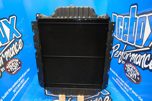 International 4900 Radiator