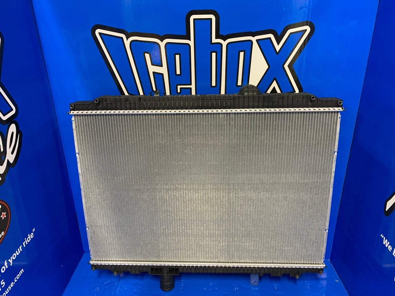 Kenworth T200,T300,T170,270,370 Radiator # 604078 – Radiator Supply House