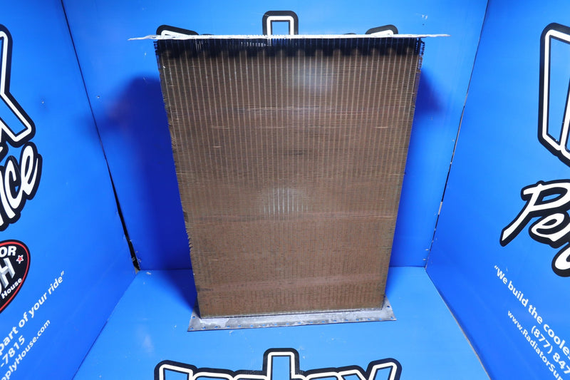 Load image into Gallery viewer, Kenworth W900L, T800, T600 Radiator Core # 604619 - Radiator Supply House
