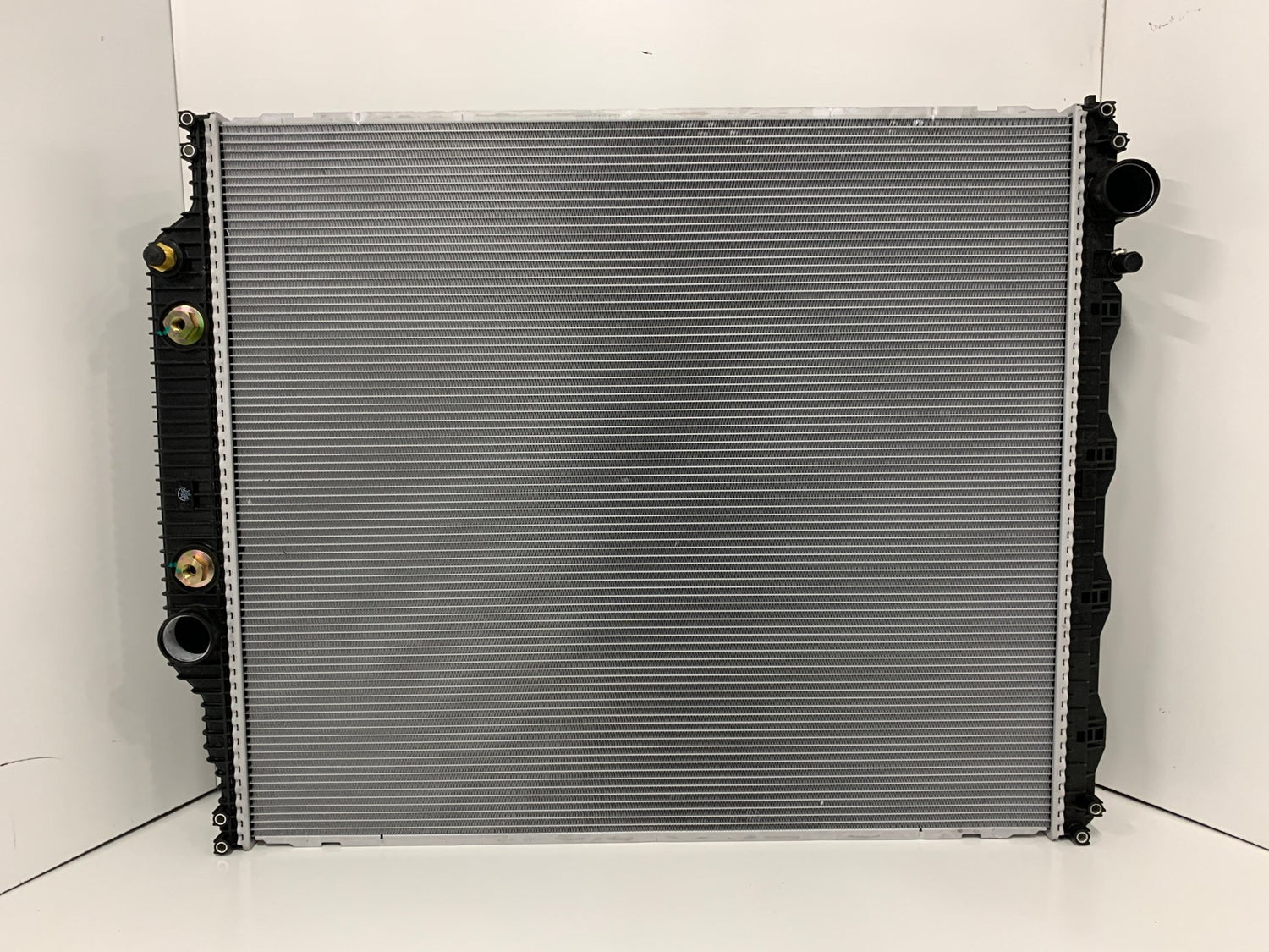 Granite Radiator Mack CHN, CHU, GU Granite & Volvo V Radiator # 607042 – Radiator Supply ...