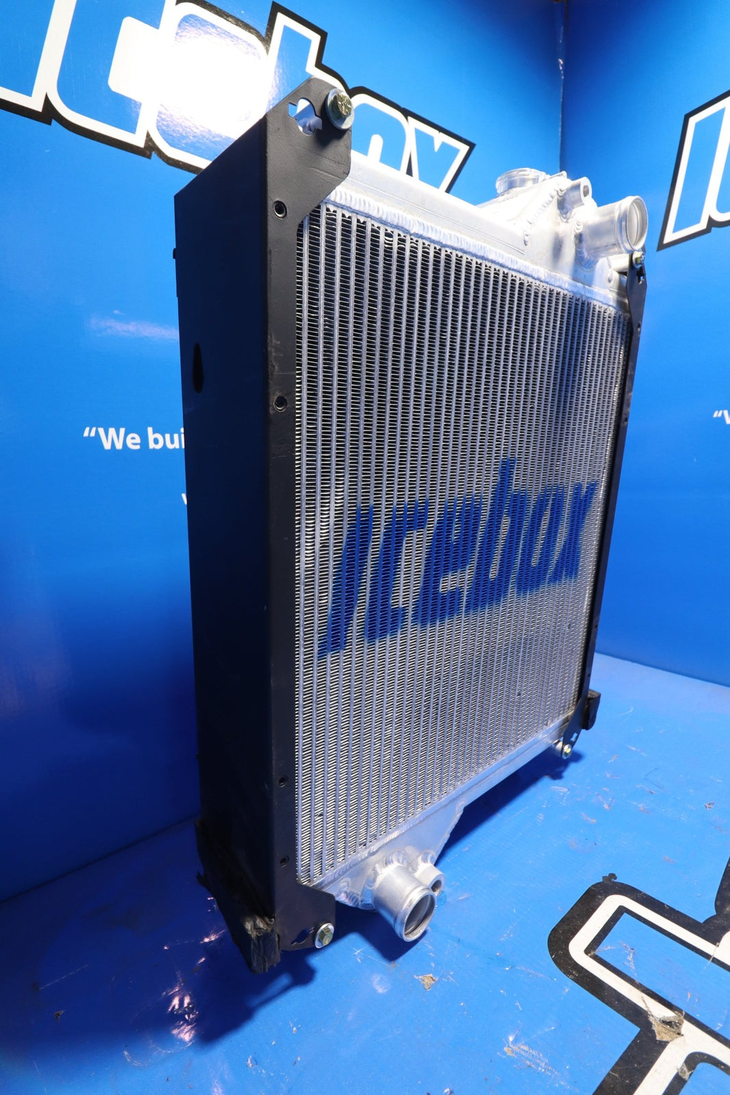 New Holland Tv145 Radiator # 910099 – Radiator Supply House