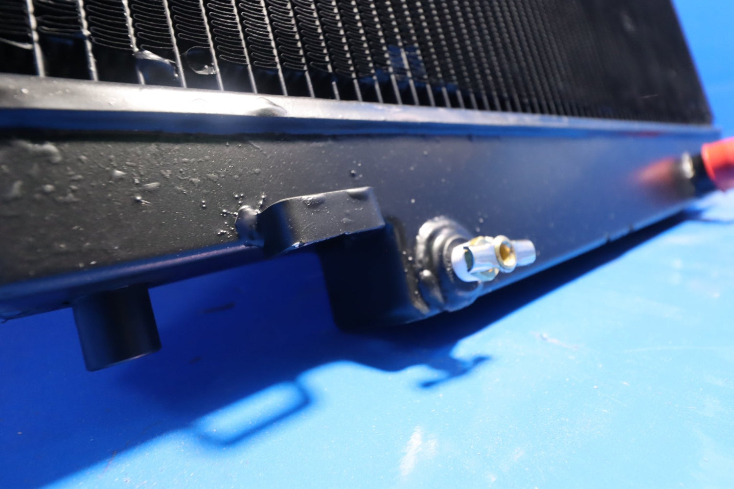 Onan Cummins Radiator # 990368 – Radiator Supply House