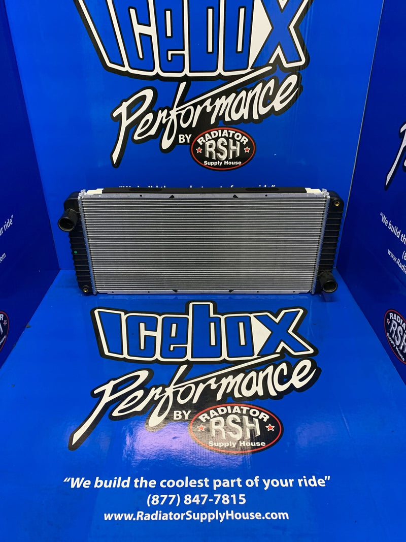3336103 Radiator Peterbilt 330, 335, 340 Series T300 Radiator # 606052 – Radiator Supply ...