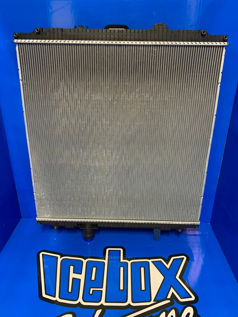 Load image into Gallery viewer, Peterbilt 384, 386, W900 Radiator # 606066 - Radiator Supply House
