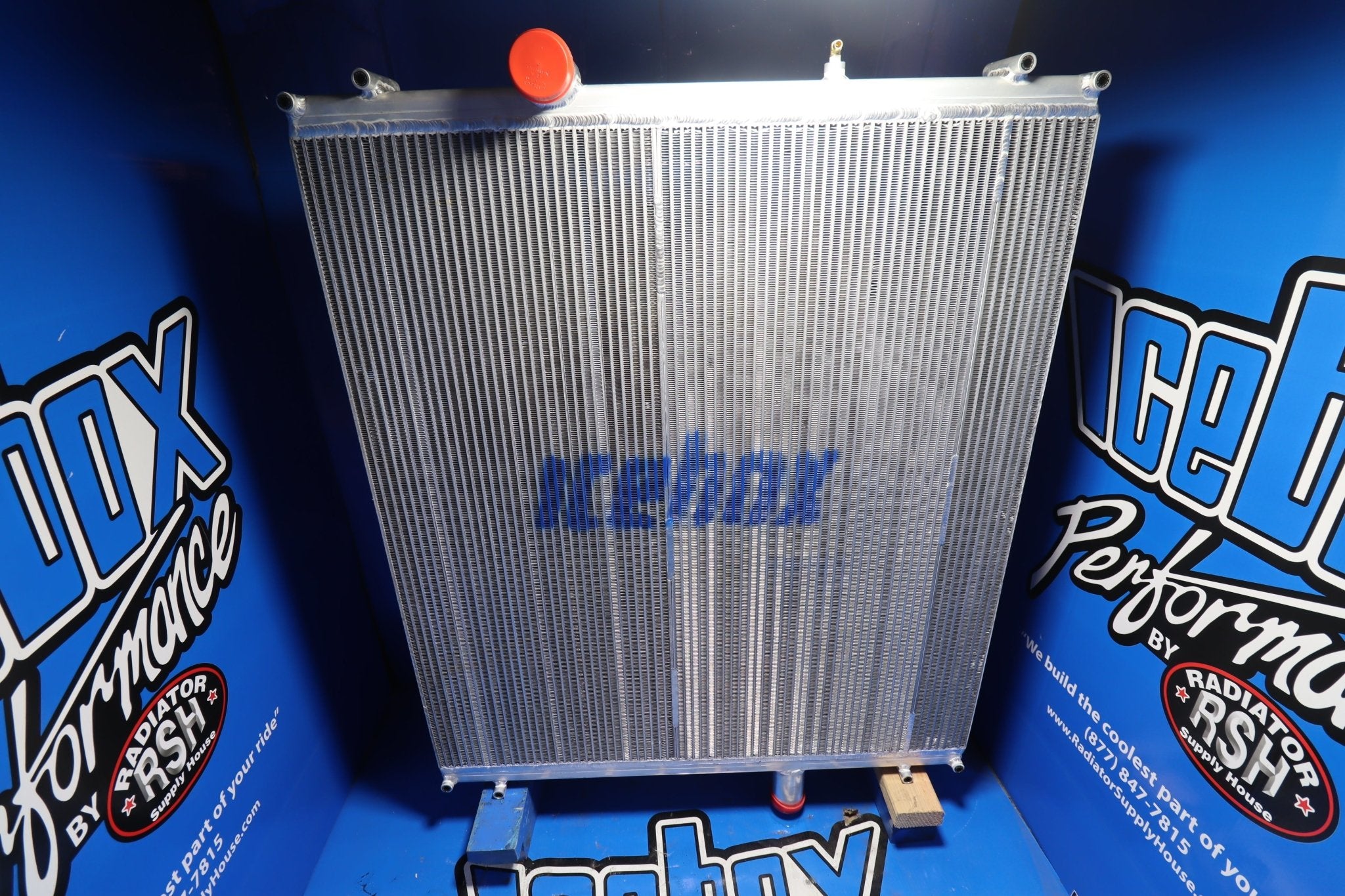 389 Radiator Peterbilt 388, 377, 378, 385, 387, 389, Radiator # 606061 – Radiator ...