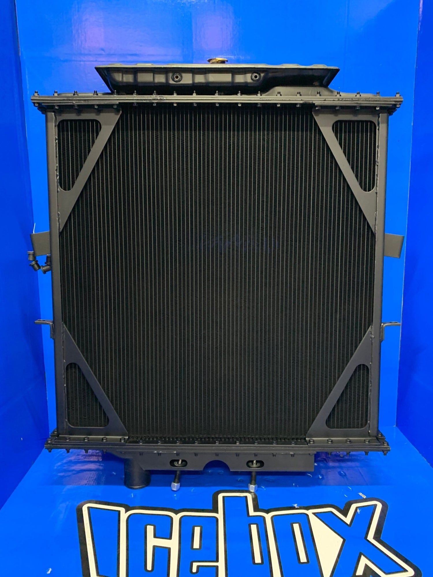 Peterbilt 357, 375, 379, 385 Radiator # 606014 – Radiator Supply House