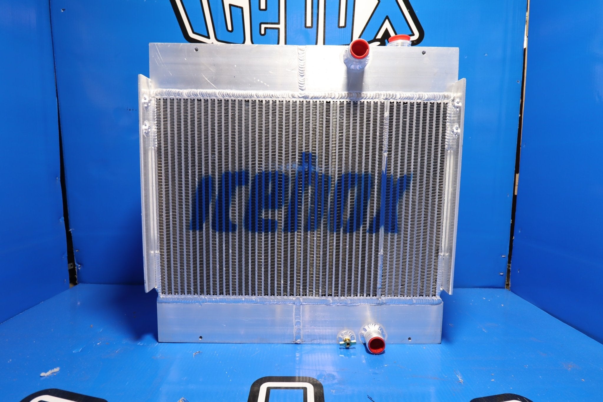 ラテ takeuchi-tb180fr-radiator-