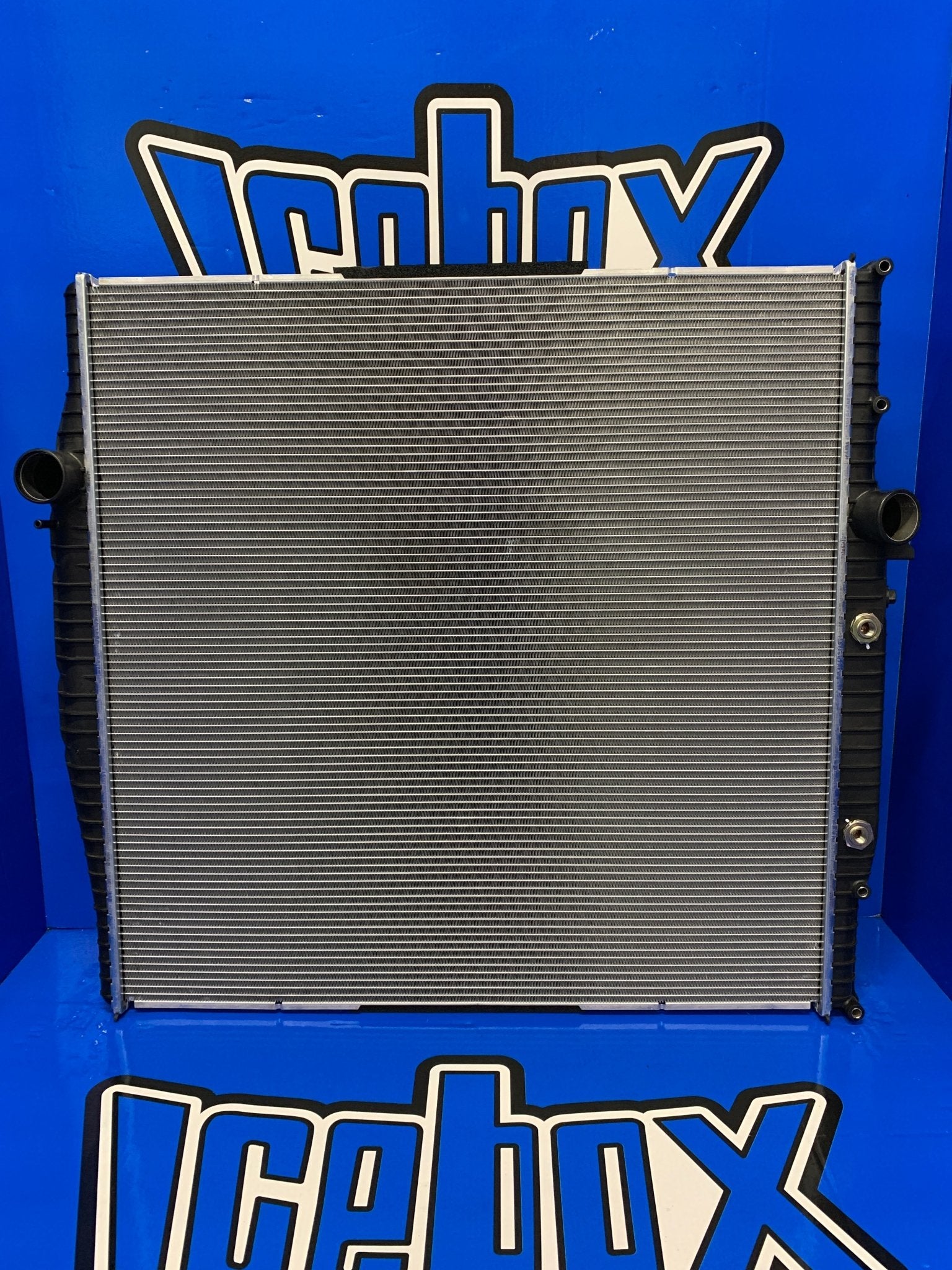 Volvo VHD Radiator # 607033 – Radiator Supply House