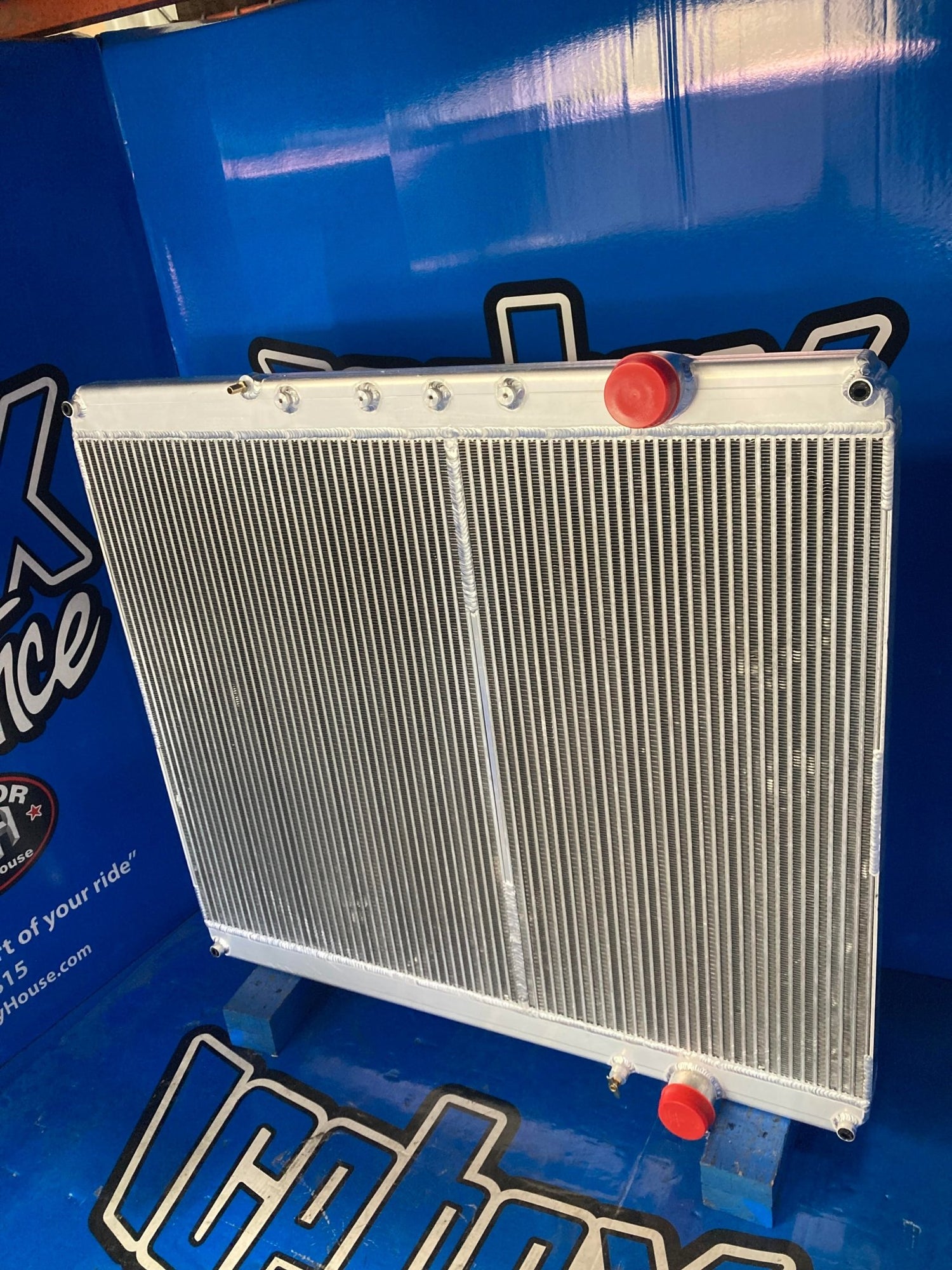 Western Star Radiator # 608043 – Radiator Supply House